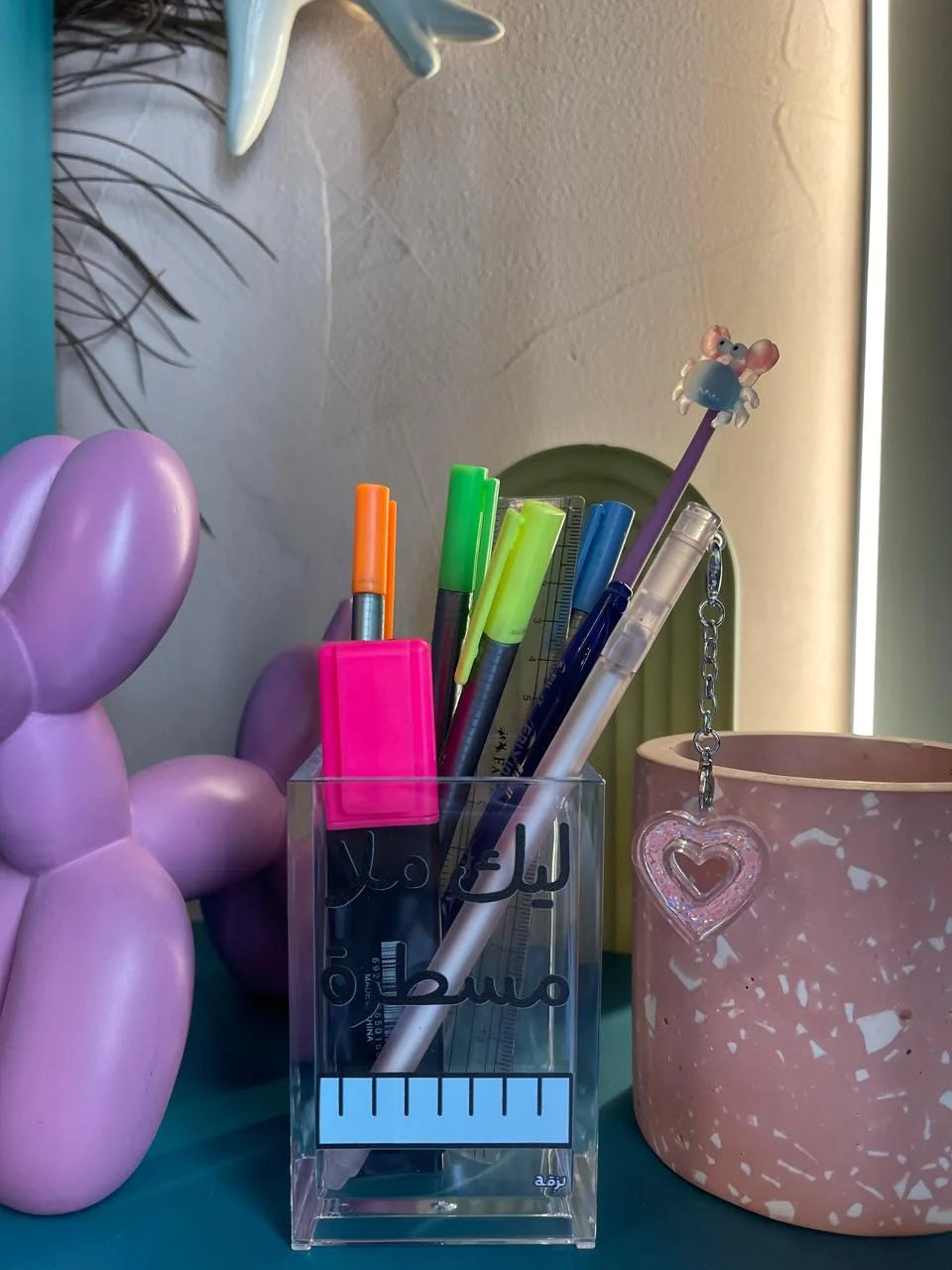 Lek Malla Mastra Pen Holder