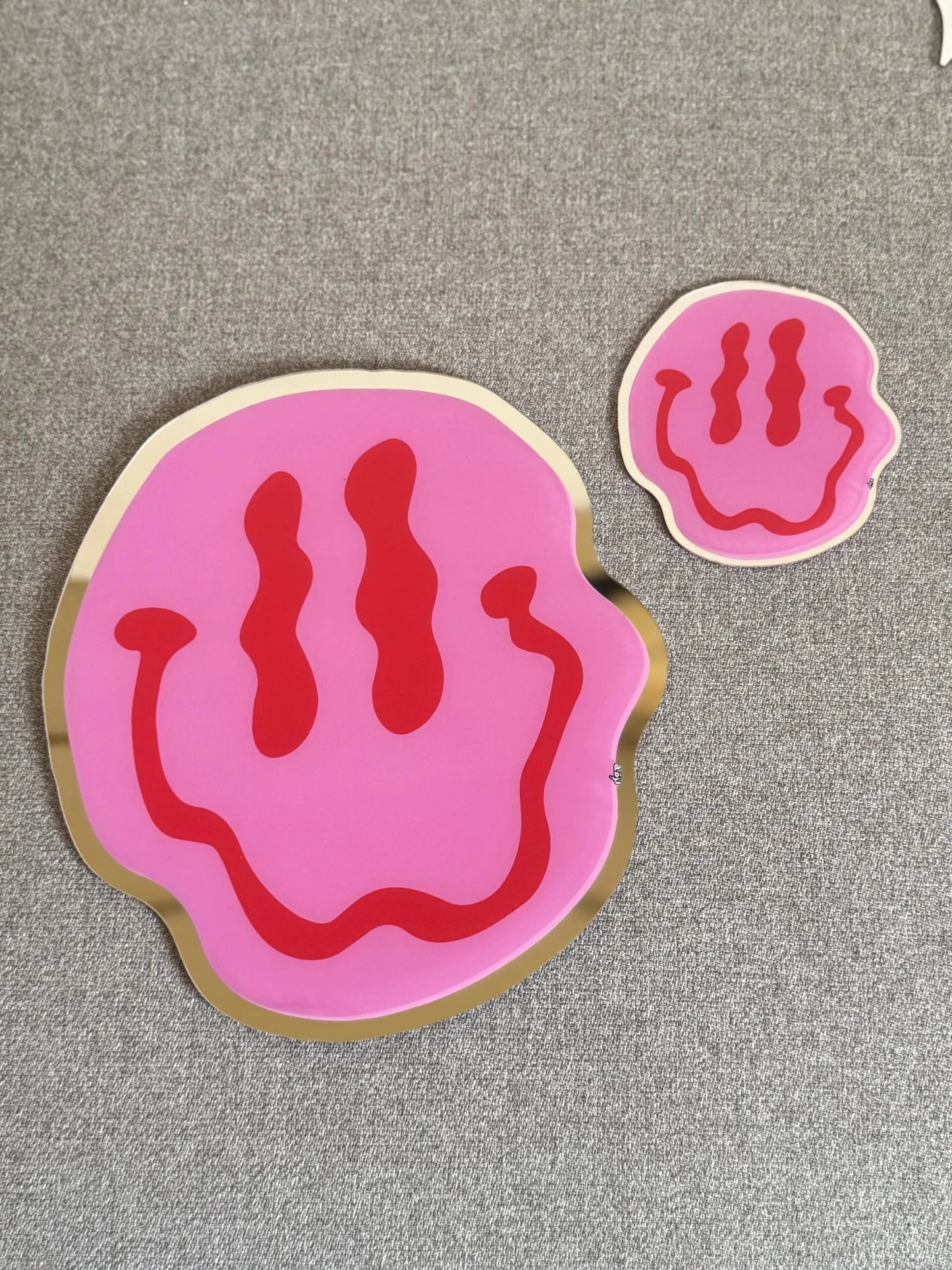 Smiley Faces Mirror Set