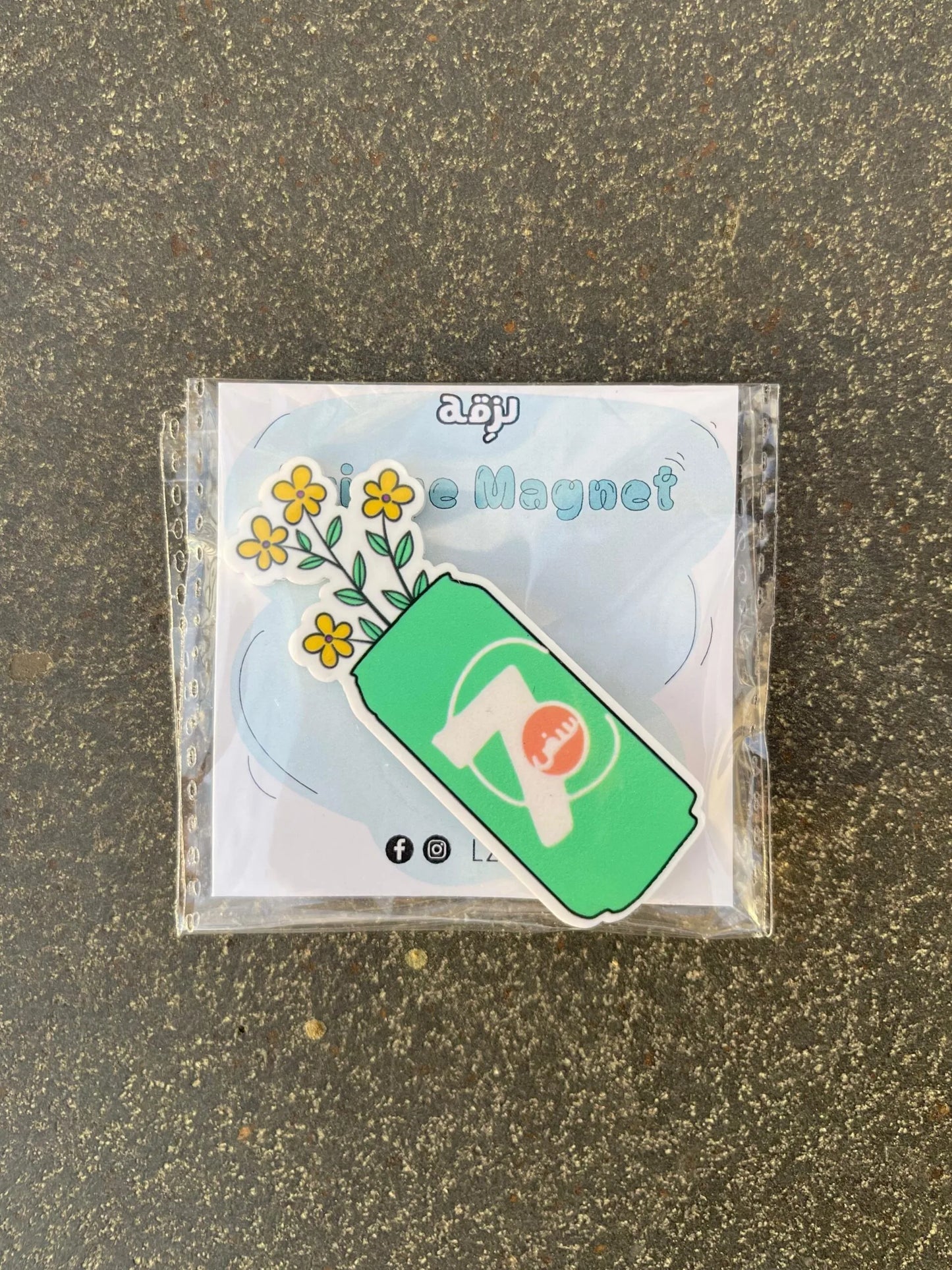 7Up Flower magnet