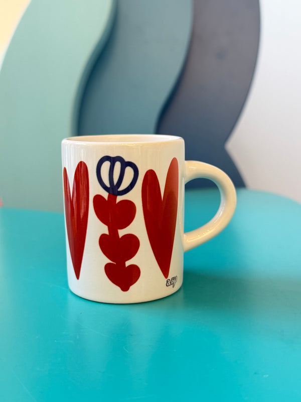 Heart red shaffe flower espresso glass