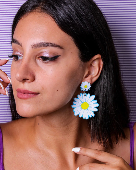 Daisy flower earrings