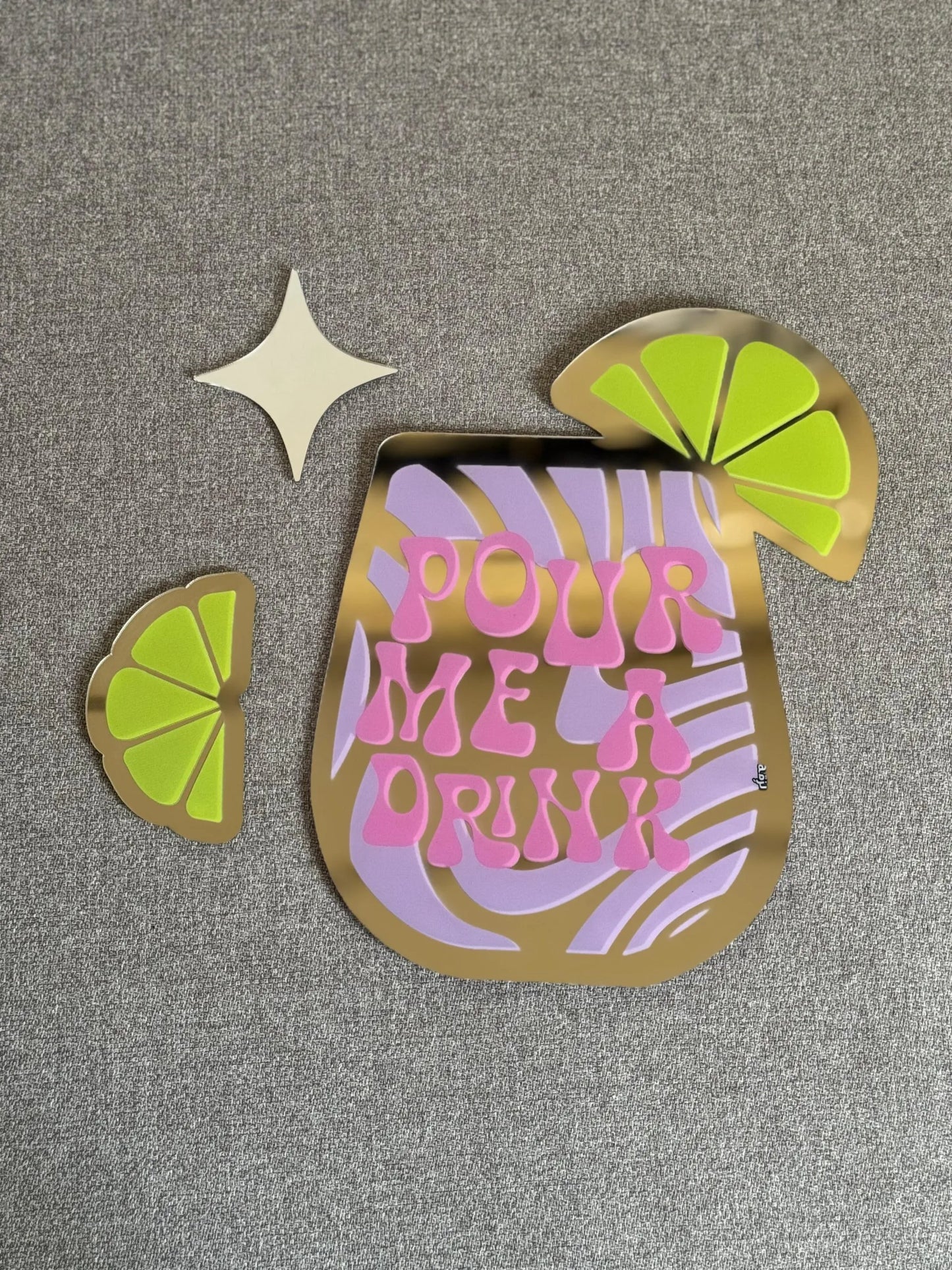 Pour Me A Drink Mirror Set