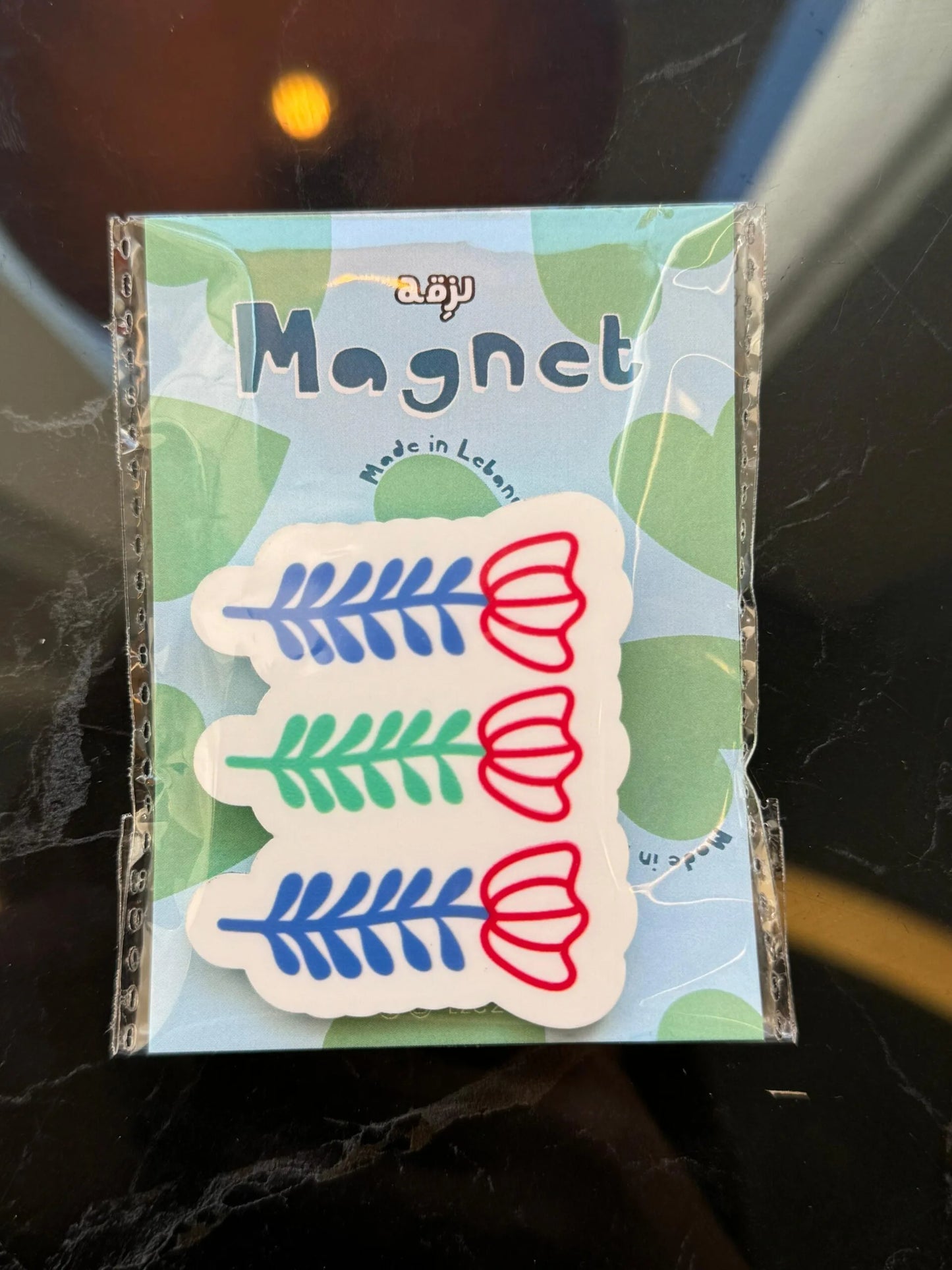 Shaffe flower blue and green magnet