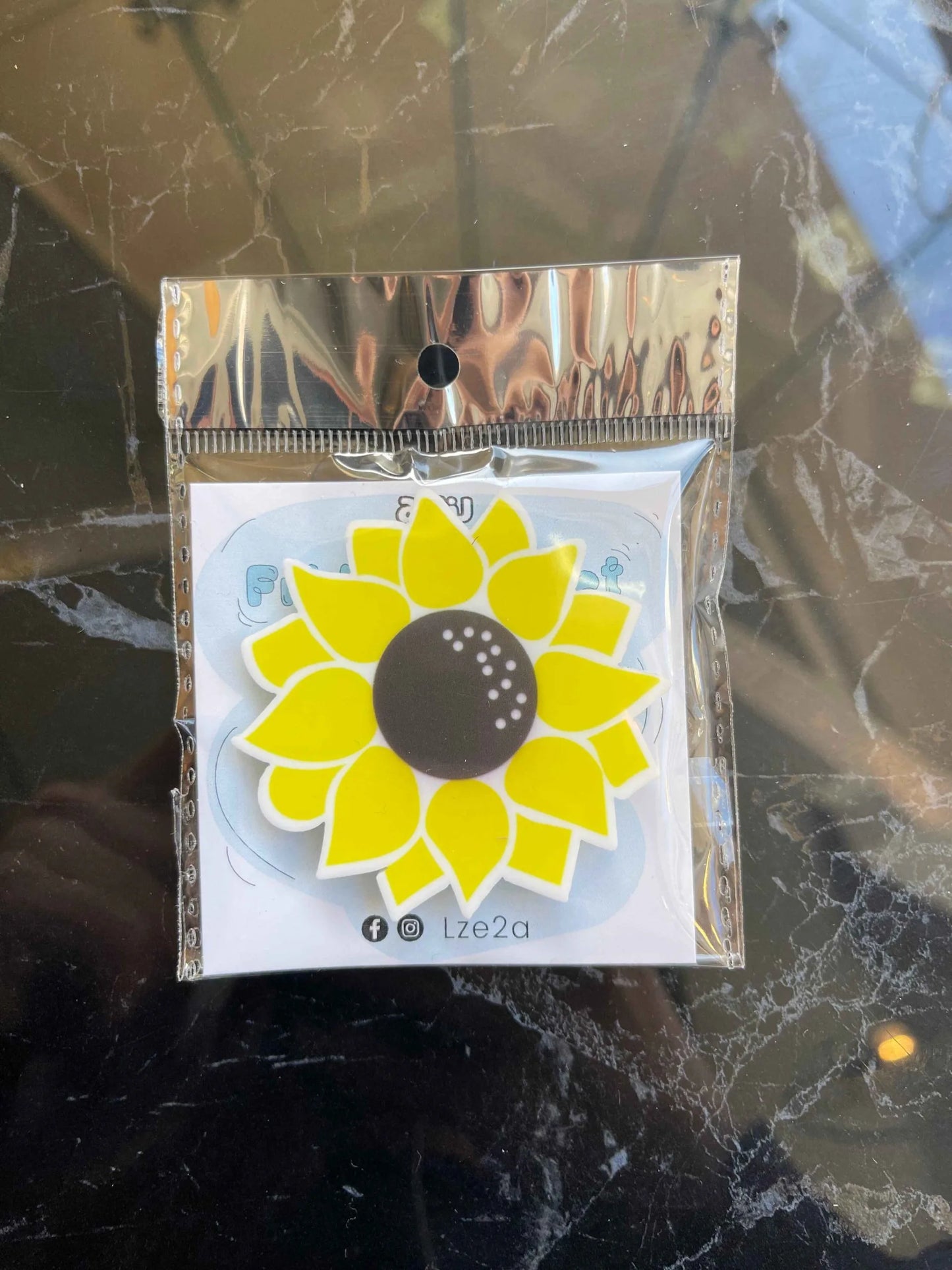 Sunflower magnet