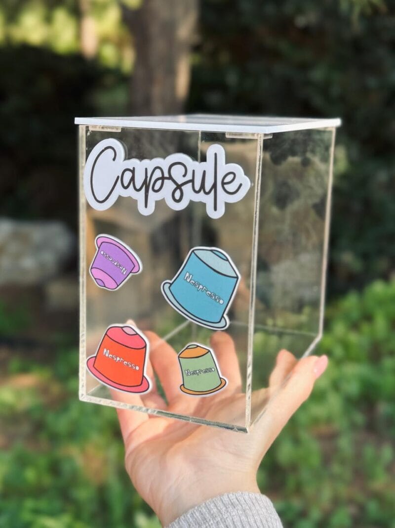 Capsule Container