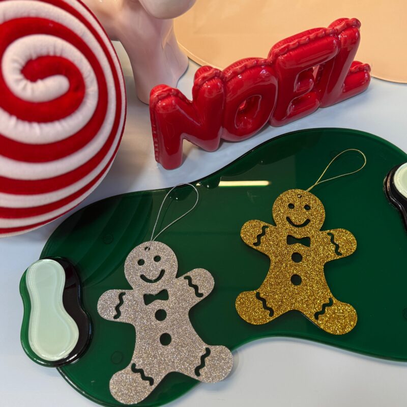 Gingerbread Men Glitter Ornament Tree